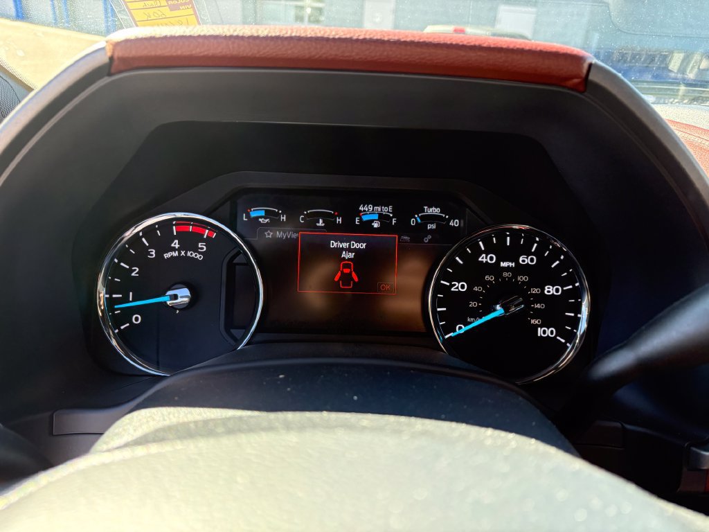 Certified 2022 Ford F450 Platinum AWD/4WD image 22