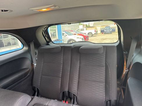Used 2019 Dodge Durango SXT w/ 3rd Row Seating Group RWD image 9