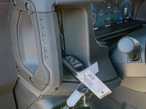 New 2025 Ford Bronco Big Bend image 30