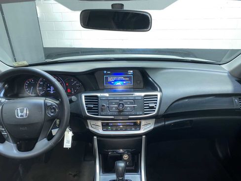 Used 2014 Honda Accord Sport image 10