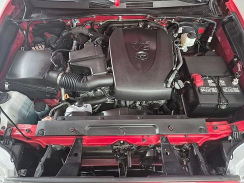 Certified 2023 Toyota Tacoma SR5 w/ Technology Package AWD/4WD image 8