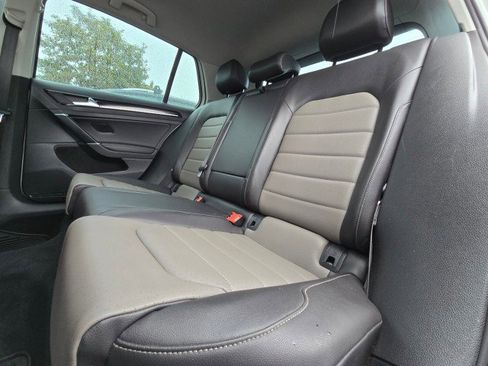 Used 2015 Volkswagen Golf SEL image 19