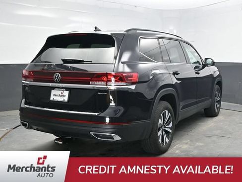 Used 2025 Volkswagen Atlas SE AWD/4WD image 6