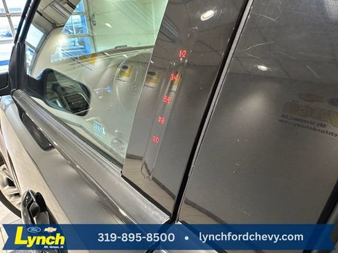 Used 2017 Ford Explorer XLT w/ Equipment Group 202A image 15