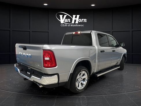 Used 2025 RAM 1500 Big Horn AWD/4WD image 7