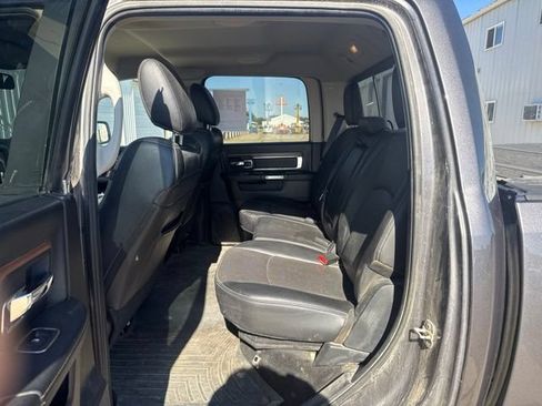 Used 2016 RAM 1500 Laramie w/ Convenience Group AWD/4WD image 4