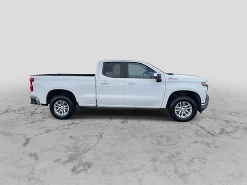 Used 2020 Chevrolet Silverado 1500 LT image 9