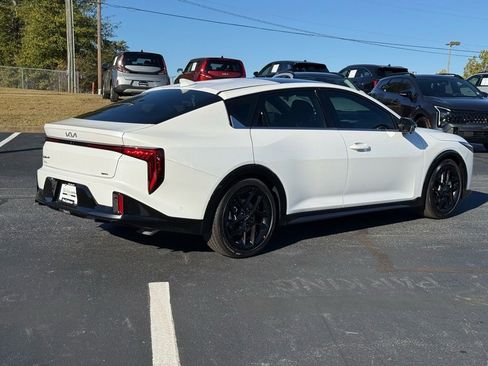 New 2025 Kia K4 GT-Line Turbo image 3