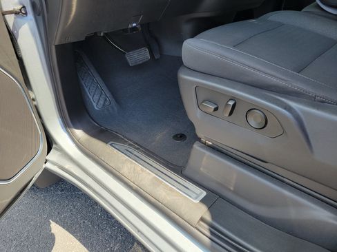 Used 2024 Chevrolet Silverado 1500 LT w/ Protection Package RWD image 27