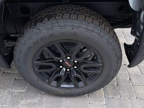 New 2026 GMC Sierra 1500 Elevation w/ Elevation Select Package image 10