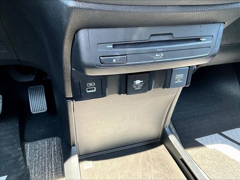 Used 2024 Honda Odyssey Touring image 16