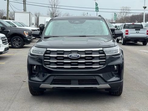 New 2026 Ford Explorer Active w/ Active Comfort Package AWD/4WD image 2