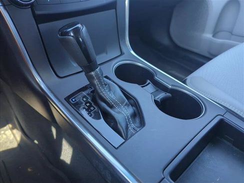 Used 2017 Toyota Camry SE FWD image 14