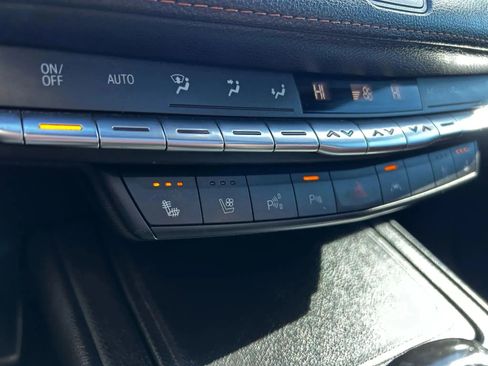 Used 2019 Cadillac XT4 Sport AWD/4WD image 23