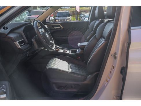 Used 2023 Mitsubishi Outlander SEL 40th Anniversary image 10