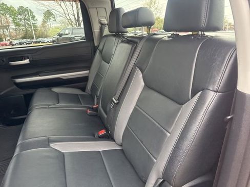 Used 2018 Toyota Tundra Limited w/ Limited Premium Package image 21