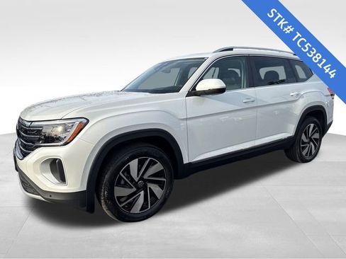 New 2026 Volkswagen Atlas SEL image 3