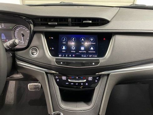 Used 2022 Cadillac XT5 Sportv image 16