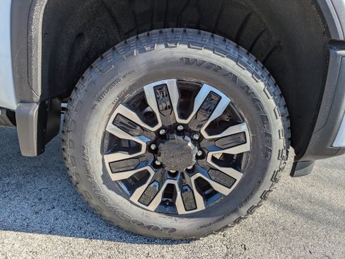 New 2026 GMC Sierra 2500 Denali Ultimate w/ Max Trailering Package image 12