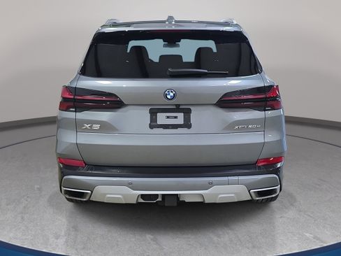 Used 2025 BMW X5 xDrive50e w/ Executive Package AWD/4WD image 7