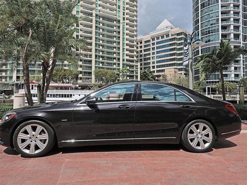 Used 2014 Mercedes-Benz S 550 Sedan image 14