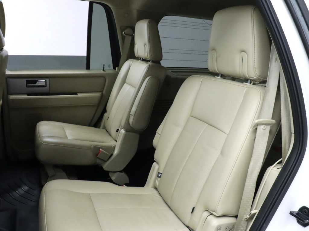Used 2015 Ford Expedition Limited w/ Equipment Group 301A AWD/4WD image 27