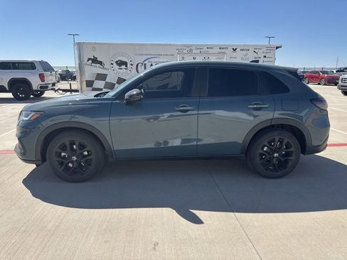 Used 2024 Honda HR-V Sport image 2
