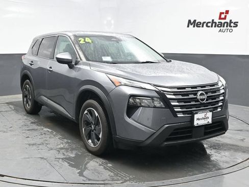 Used 2024 Nissan Rogue SV AWD/4WD image 1