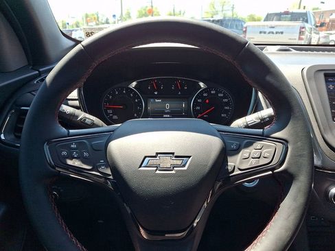 Certified 2023 Chevrolet Equinox RS FWD image 21