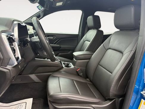 Used 2023 GMC Canyon Elevation w/ Elevation Premium Package AWD/4WD image 9