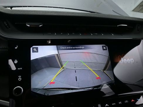 New 2026 Jeep Grand Cherokee L Limited AWD/4WD image 37