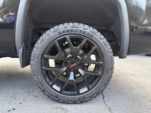 Used 2017 GMC Sierra 1500 SLT w/ SLT Premium Package image 30