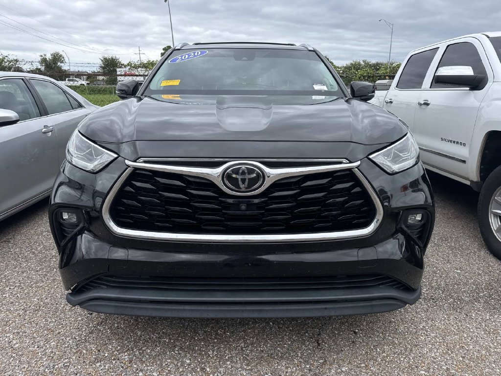 Used 2020 Toyota Highlander Limited FWD image 3