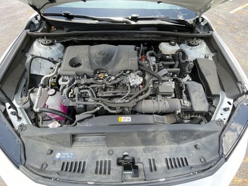 Used 2025 Toyota Camry SE w/ Convenience Package FWD image 47