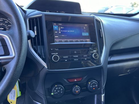 Used 2020 Subaru Forester Base image 16