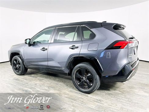 Used 2019 Toyota RAV4 XSE image 5