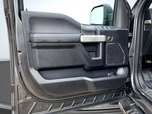Used 2017 Ford F150 Lariat AWD/4WD image 24
