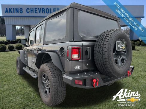 Used 2021 Jeep Wrangler Unlimited Sport image 9
