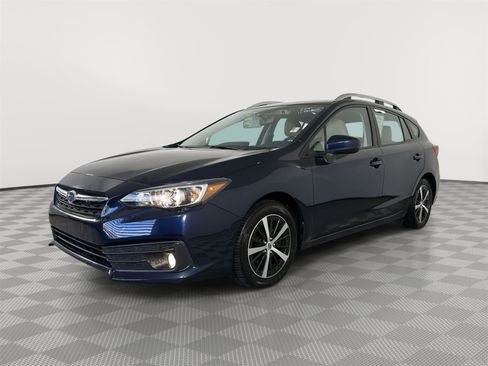 Used 2020 Subaru Impreza Premium image 3