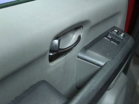 Used 2018 Nissan NV 3500 SV image 12