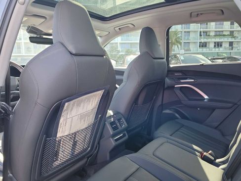 Certified 2025 Audi Q5 Premium Plus w/ Premium Plus AWD/4WD image 17