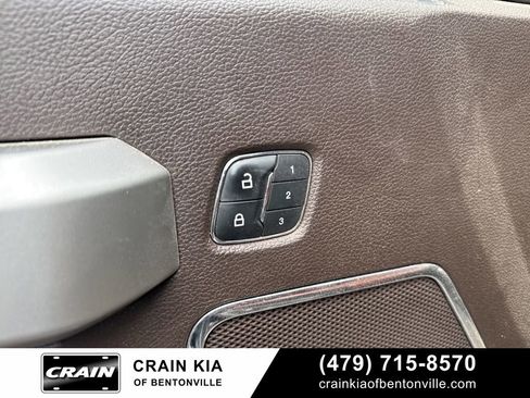 Used 2019 Ford F350 King Ranch w/ King Ranch Ultimate Package AWD/4WD image 21