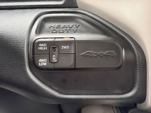 Used 2019 RAM 2500 Laramie image 30