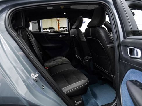Used 2023 Volvo C40 P8 Recharge Ultimate image 38