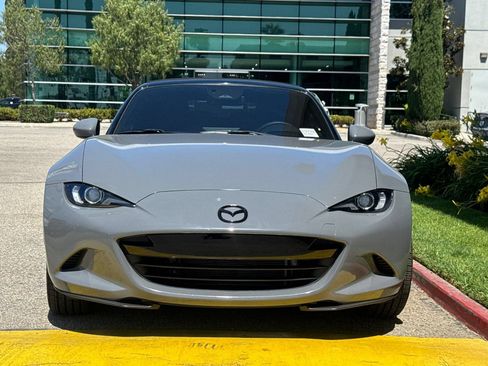 Used 2025 MAZDA MX-5 Miata Grand Touring RWD image 3