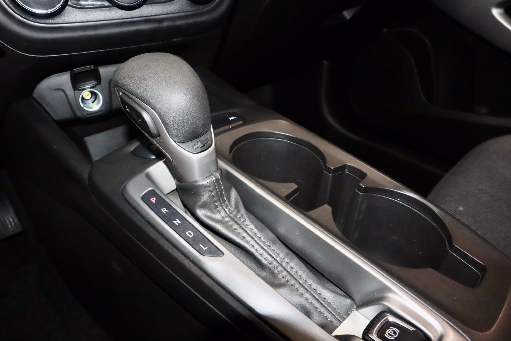 Used 2025 Chevrolet Trax LS FWD image 32
