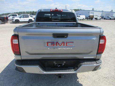 New 2026 GMC Canyon Elevation w/ Convenience Package AWD/4WD image 6