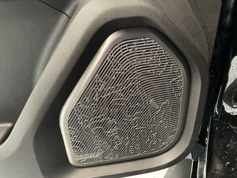 New 2025 GMC Hummer EV 2X AWD/4WD image 30