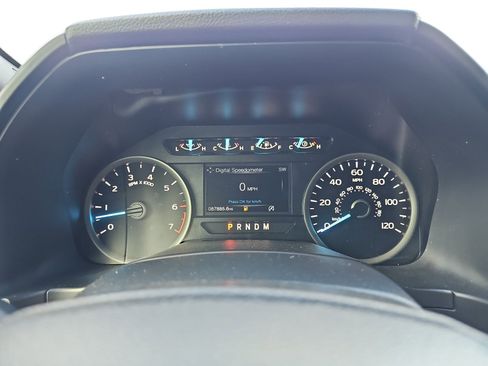 Used 2019 Ford F150 XLT w/ Equipment Group 302A Luxury AWD/4WD image 15