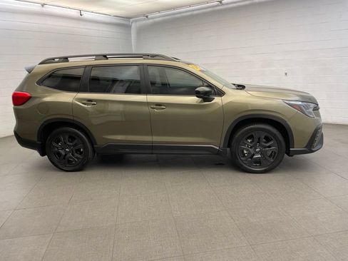 Used 2025 Subaru Ascent Bronze Edition w/ Onyx Package AWD/4WD image 5